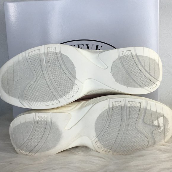 NIB Steve Madden Shirli Sneakers Size 9.5 - Picture 5 of 9